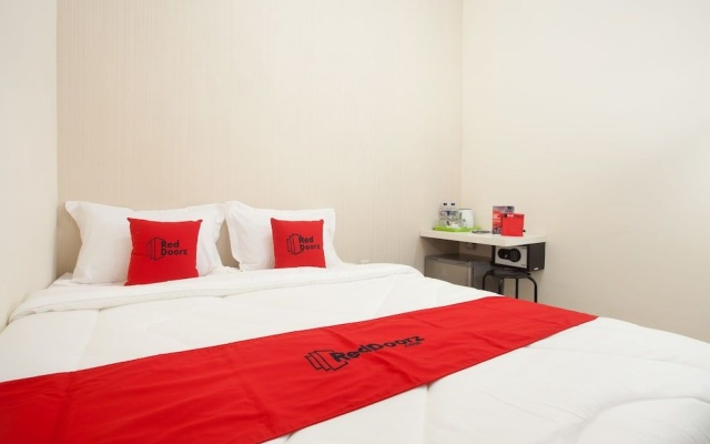Reddoorz At K23 Rungkut Madya – Guest Rooms – Surabaya