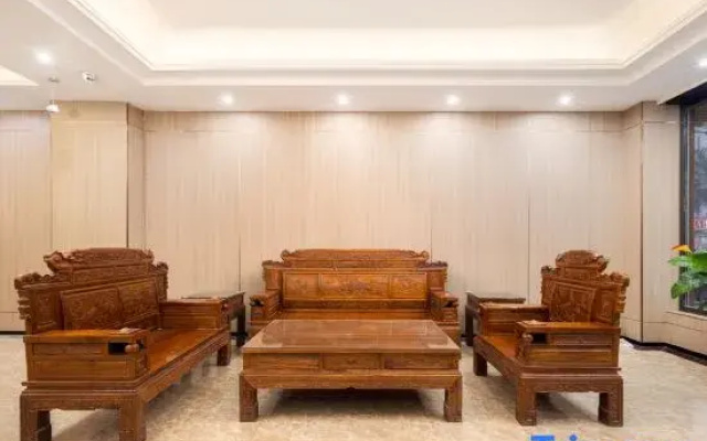 Wenxin Business Hotel