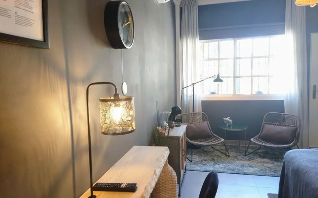Carmen Rooms