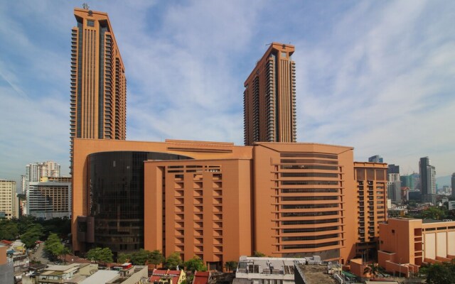 OYO Home 572 Classy 2 Bedroom Taragon Puteri