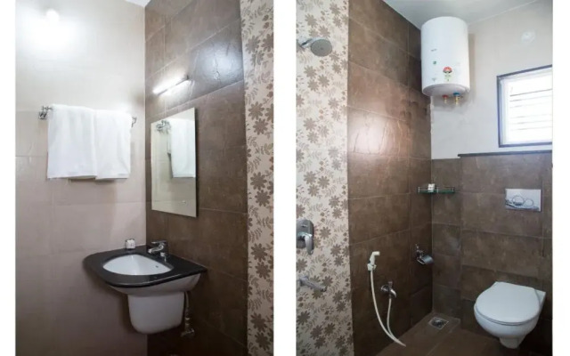 SLN Homes By OYO Rooms