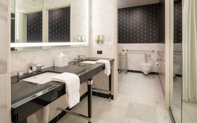 Staypineapple, An Elegant Hotel, Union Square