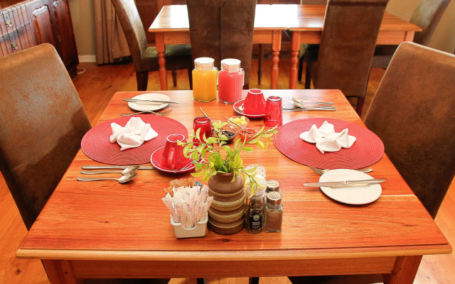 Mooiplaas Guesthouse