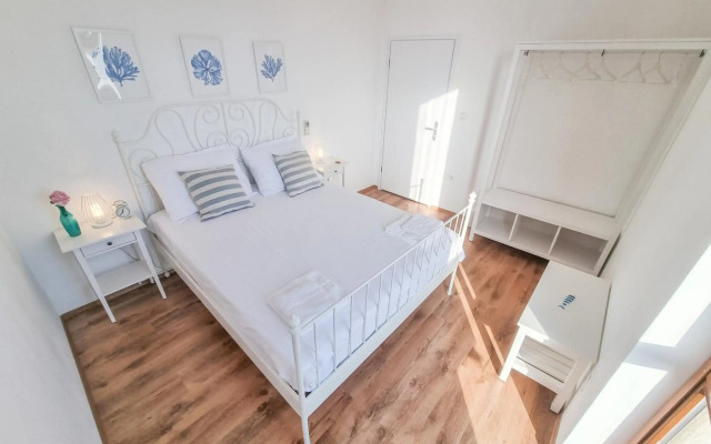 umag seafront seaview center apartment old town 3