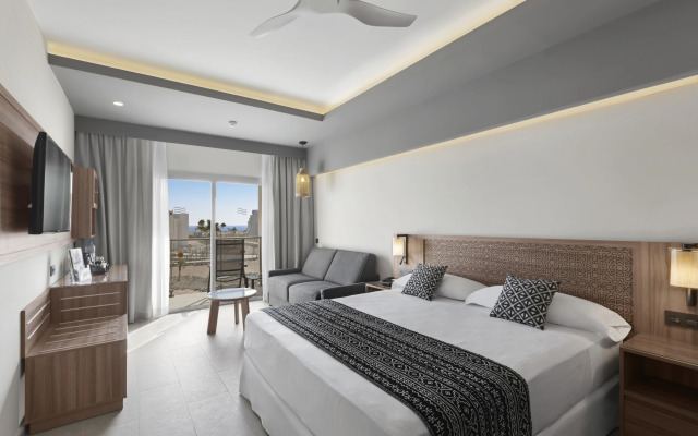 Hotel Riu Palace Santa Maria - All Inclusive