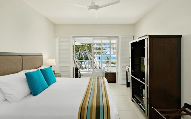 Peppers Beach Club and Spa - Palm Cove