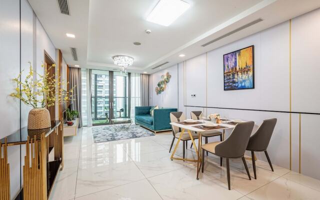 LANDMARK 81 Luxury Riverside Retreat