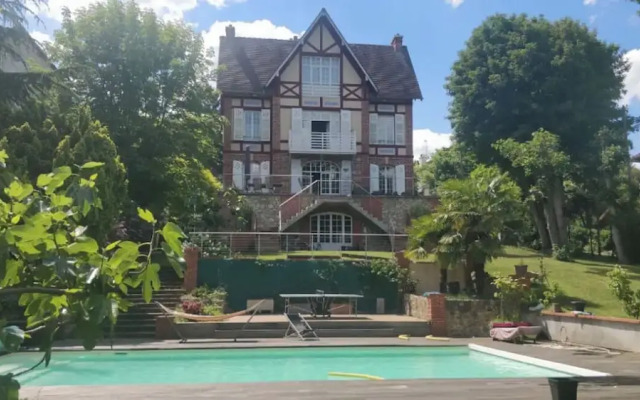 Au Bonheur des Voyageurs