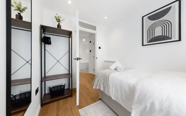 London Grove Apartments