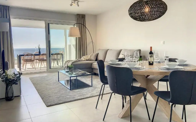 Via Celere 2331 Luxury Sea View Apartment