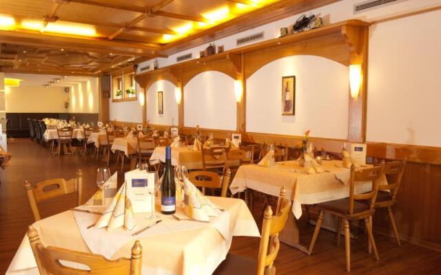 Weingut Hees - Landgasthof Zum Jäger aus Kurpfalz