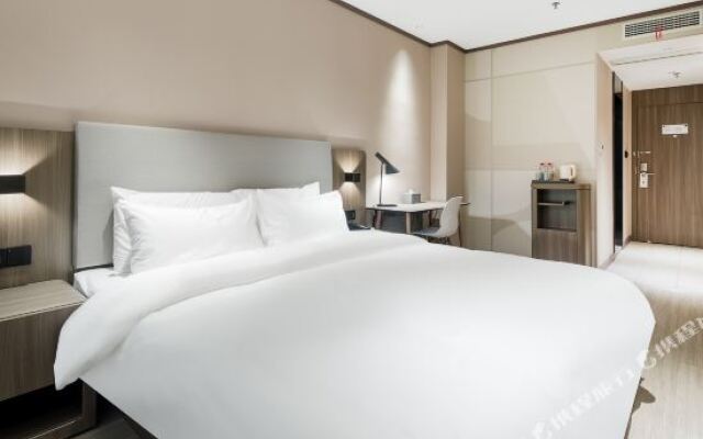 Hanting Hotel (Taizhou Pedestrian Street)