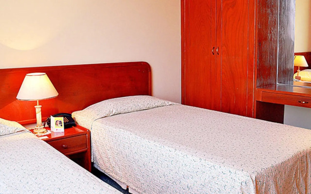 Manduara Hotel And Suites
