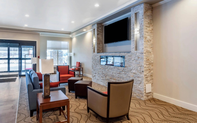 Comfort Inn & Suites