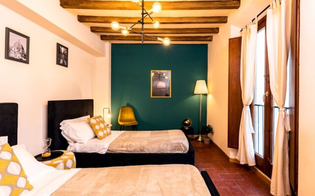 New Florence palazzo - 3 Bedrooms - Private Terrace - Wifi