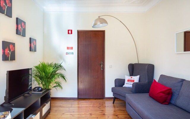 ALTIDO Classic 2BR Apt in Baixa w/balcony in Baixa, close by Rossio subway