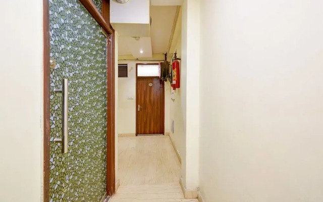 Hotel Dhwani Palace