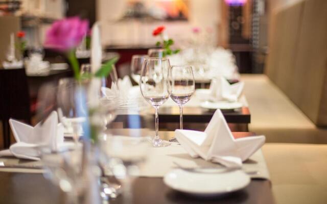 NOVINA HOTEL Tillypark