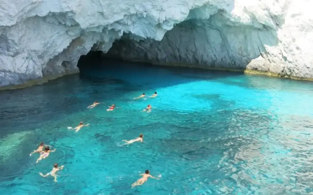 Zante s Azure Nest - Serene Summer Getaway