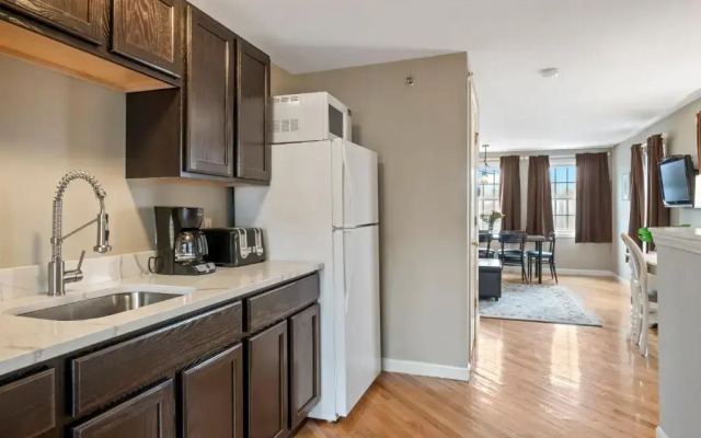 Sea Rose Suites