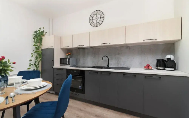 EASY RENT Apartments- KOSMOS