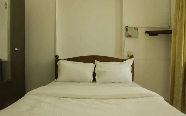 OYO 10099 Home Spacious 2BHK Dona Paula