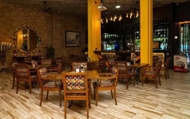 Hotel El Mesón
