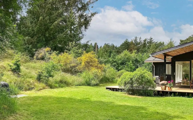 Cozy Holiday Home in Grenaa near Beach