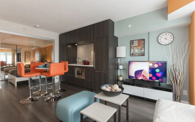 QuickStay - Yorkville's Finest (Yonge & Bloor)