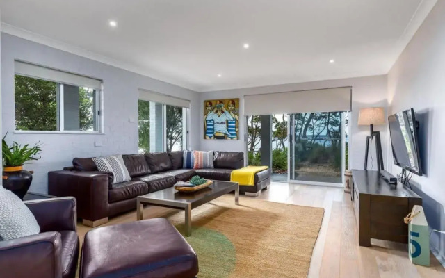 Escape to Hyams Beach Jervis Bay Rentals