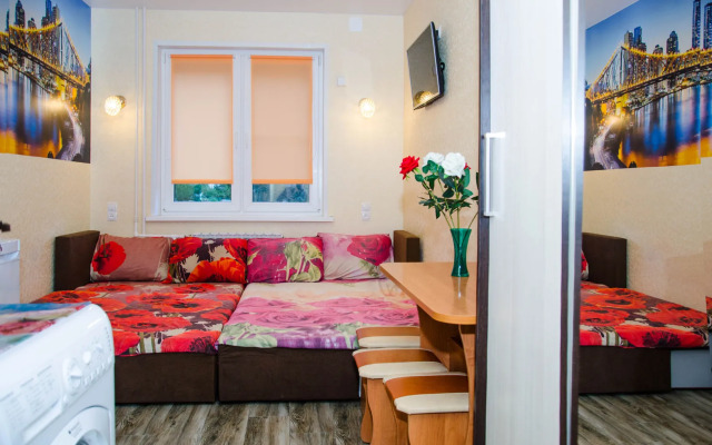 Studio apartment on Demonstration Street 8