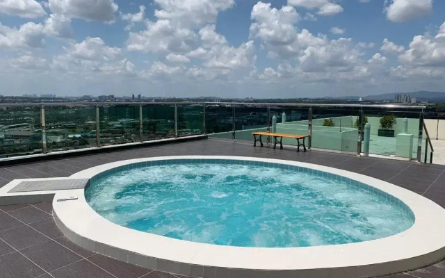 Offer Spacious Studio KSL Residences Daya