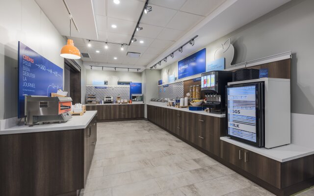 Holiday Inn Express & Suites Moncton by IHG
