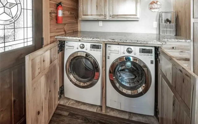 Clearwater Cabin - Three Bedroom Cabin
