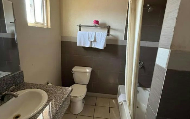 Robinhood Motel Anaheim West