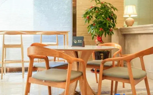 Vienna 3 Best Hotel (Xiamen Airport Xiagu Dock)