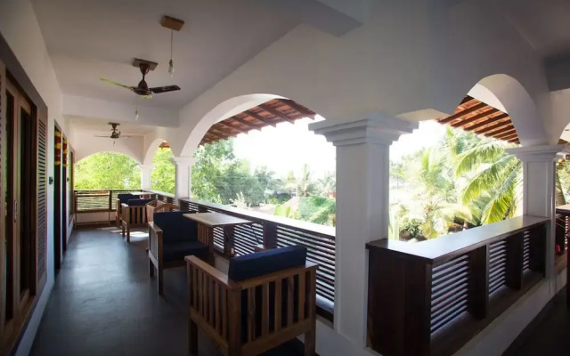 Dunhill Beach Resort