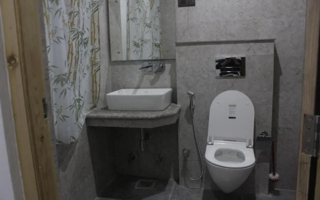 Semnet Guest House