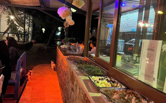 Zeytin Pansiyon Palamutbükü