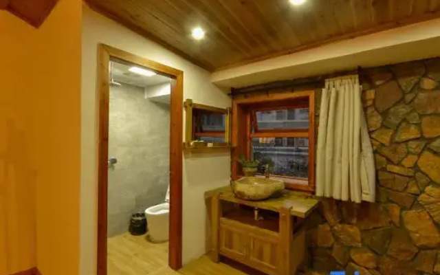 Floral Hotels Time Inn