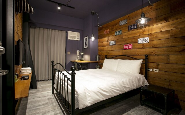 Taichung LOFT Hostel FengJia