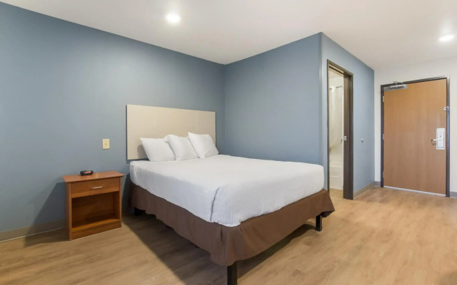 Extended Stay America Select Suites - Indianapolis - West