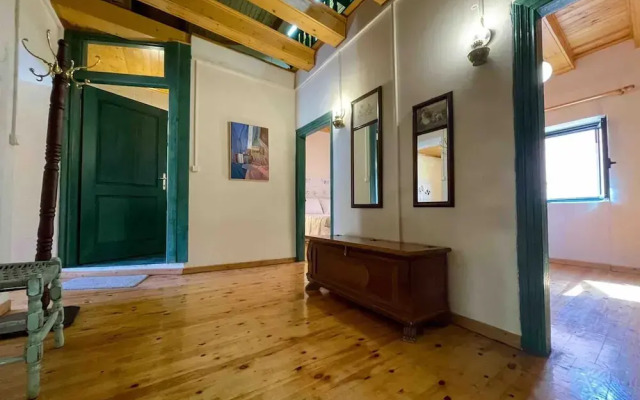 Kansoneta-traditional Mansion in Gastouri Village