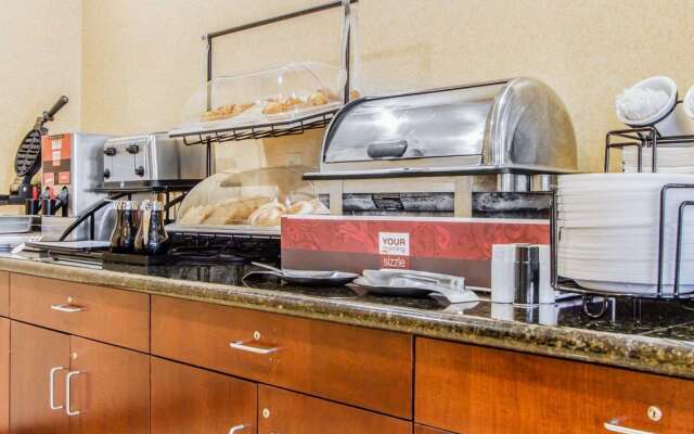 Comfort Inn & Suites Scarborough - Portland