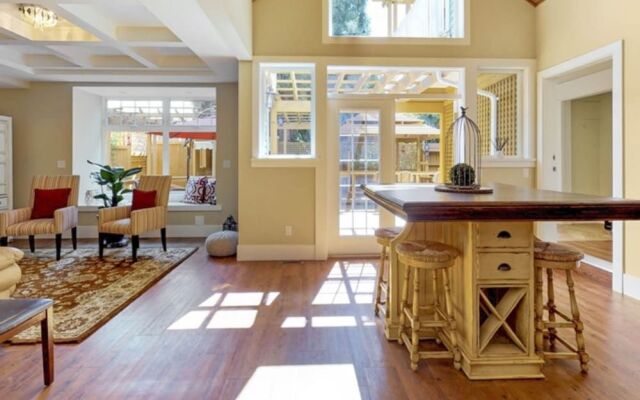 Kelowna Bed and Breakfast