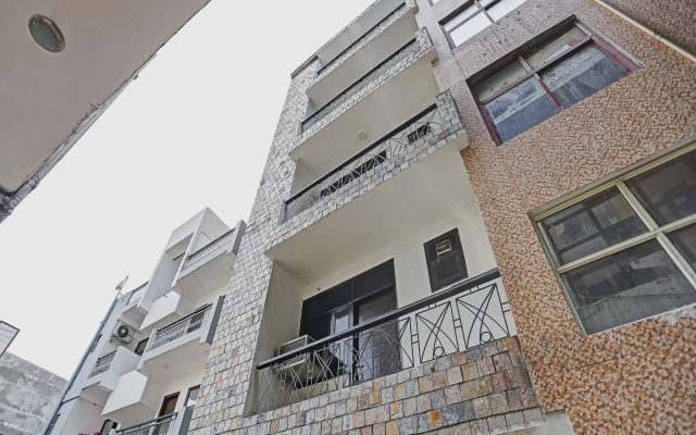 Super Collection O Agniv Residency Near Saket Metro