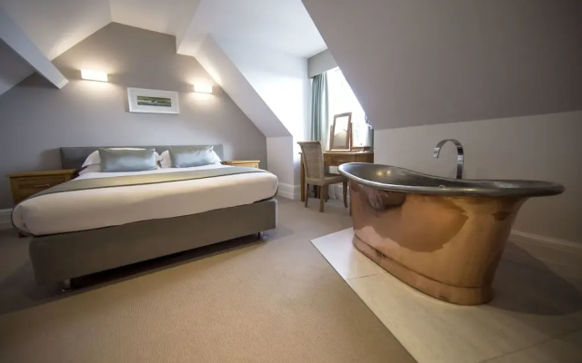 Holm House Hotel