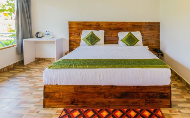 Treebo Lands End Beach Resort Morjim
