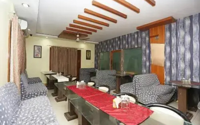 OYO 23334 Hotel King's Fort