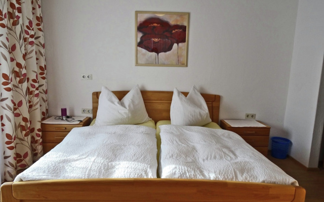 Apartment With Balcony in Hart im Zillertaler